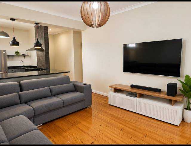 1.5 BEDROOM APARTMENT FOR SALE IN GLENWOOD